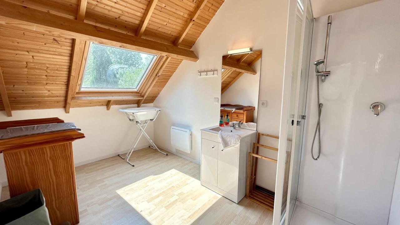 Chalet Avec Terrasse Sur Pilotis Vue Sur L'Etang Rue  Exterior photo